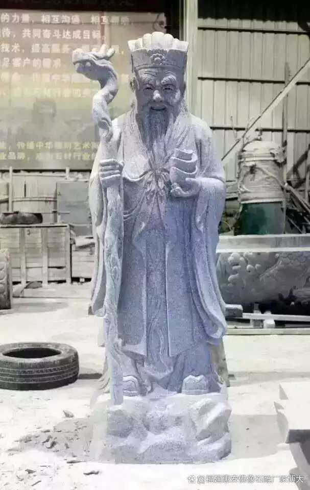 雕土地公在园林中的摆放讲究pg电子模拟器免费试玩石